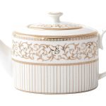 Porcelanski cajnik  GOLDEN