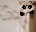 SWEET PANDA Peskir <br>sa kapom white