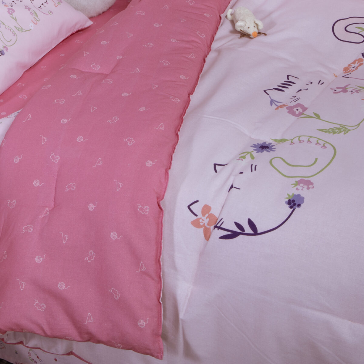 CATS ARE PERFECT Jorgan PINK - Image 2